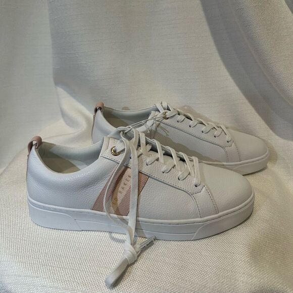 Ted Baker -Bailey Icon Sneaker -New without box - Picture 5 of 6
